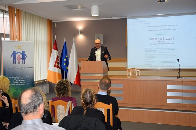Konferencja pn. „DZIECKO W KRYZYSIE. Profilaktyka i pierwsza pomoc psychologiczna”